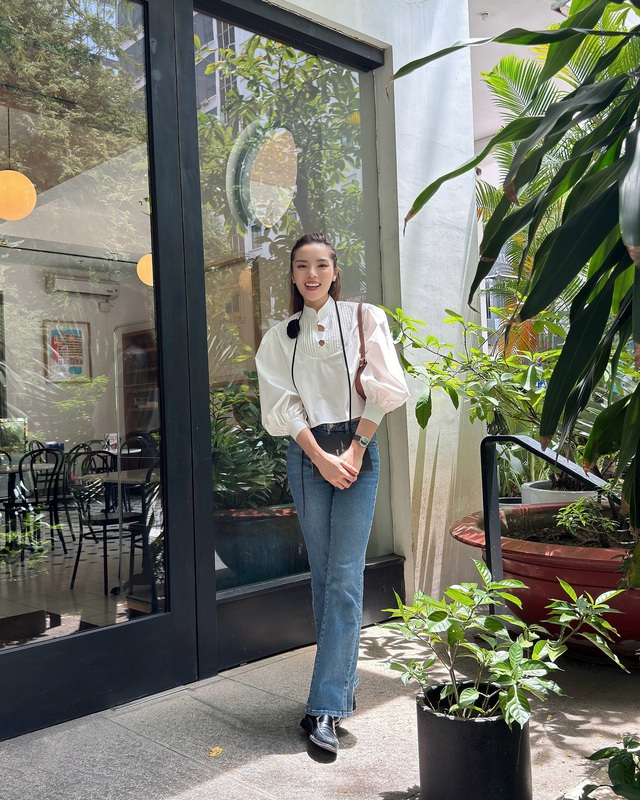Vbiz mấy ai mặc quần jeans vừa nhiều vừa đẹp, lại hack tuổi đỉnh cao như Kỳ Duyên!- Ảnh 4.