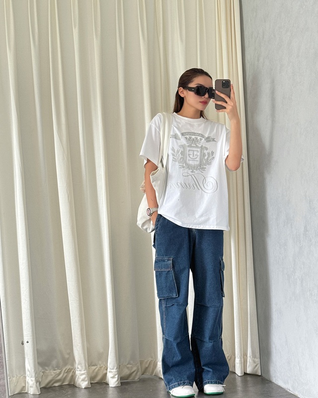 Vbiz mấy ai mặc quần jeans vừa nhiều vừa đẹp, lại hack tuổi đỉnh cao như Kỳ Duyên!- Ảnh 5.