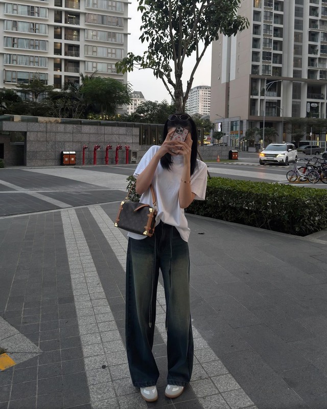 Vbiz mấy ai mặc quần jeans vừa nhiều vừa đẹp, lại hack tuổi đỉnh cao như Kỳ Duyên!- Ảnh 8.