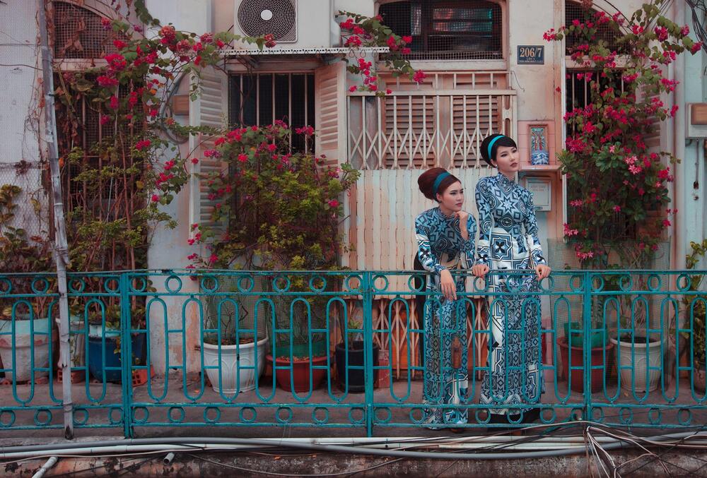 áo dài hoạ tiết cô ba sài gòn