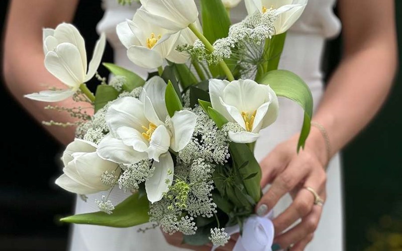 Ý nghĩa của bó hoa cưới cầm tay