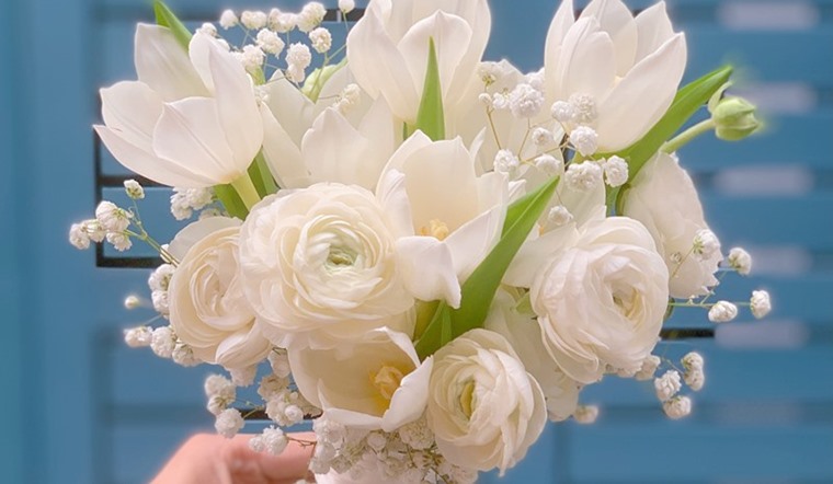 Chọn hoa cưới theo mùa