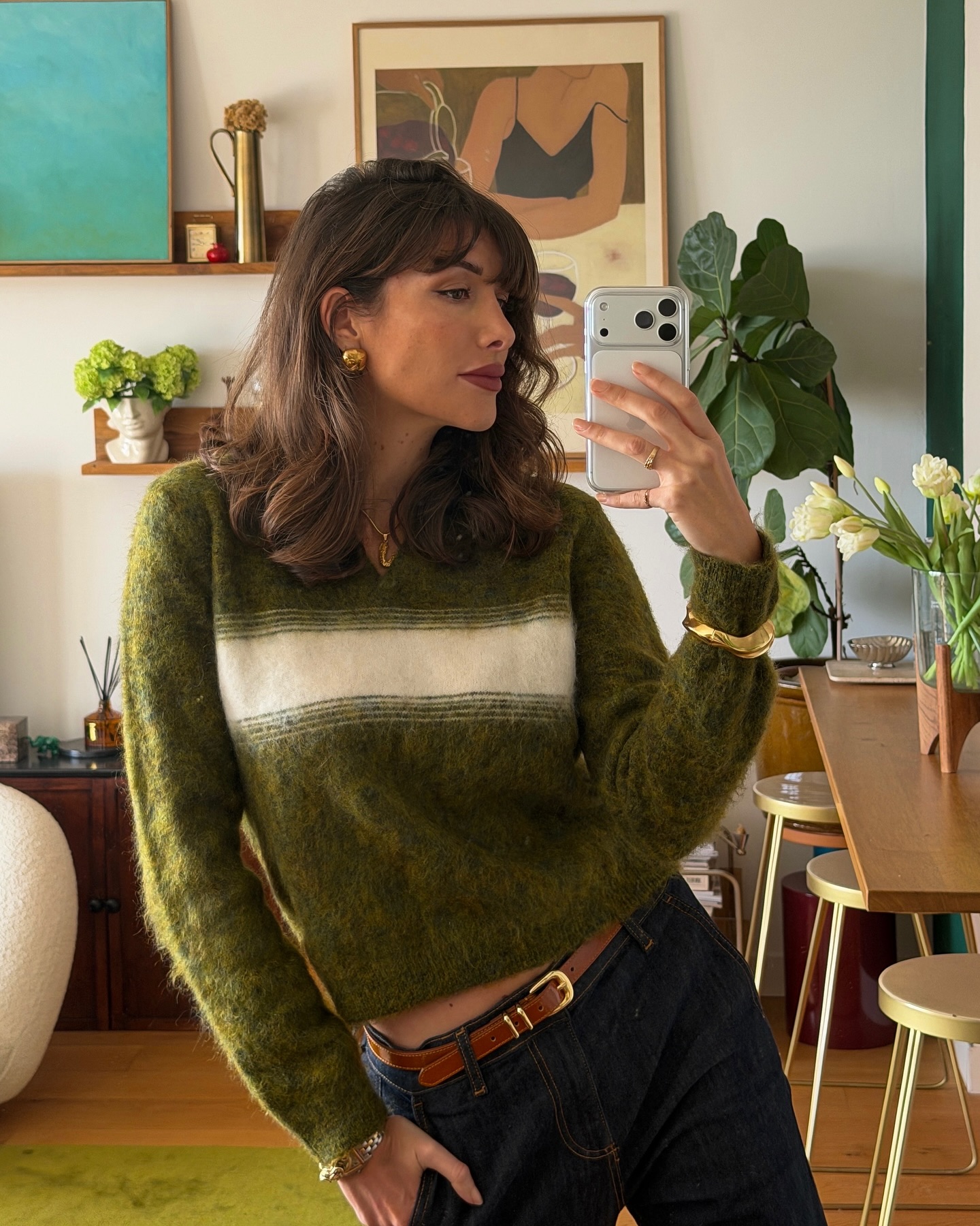 5 Cách mặc áo len đẹp long lanh của phụ nữ Pháp cho mùa lạnh