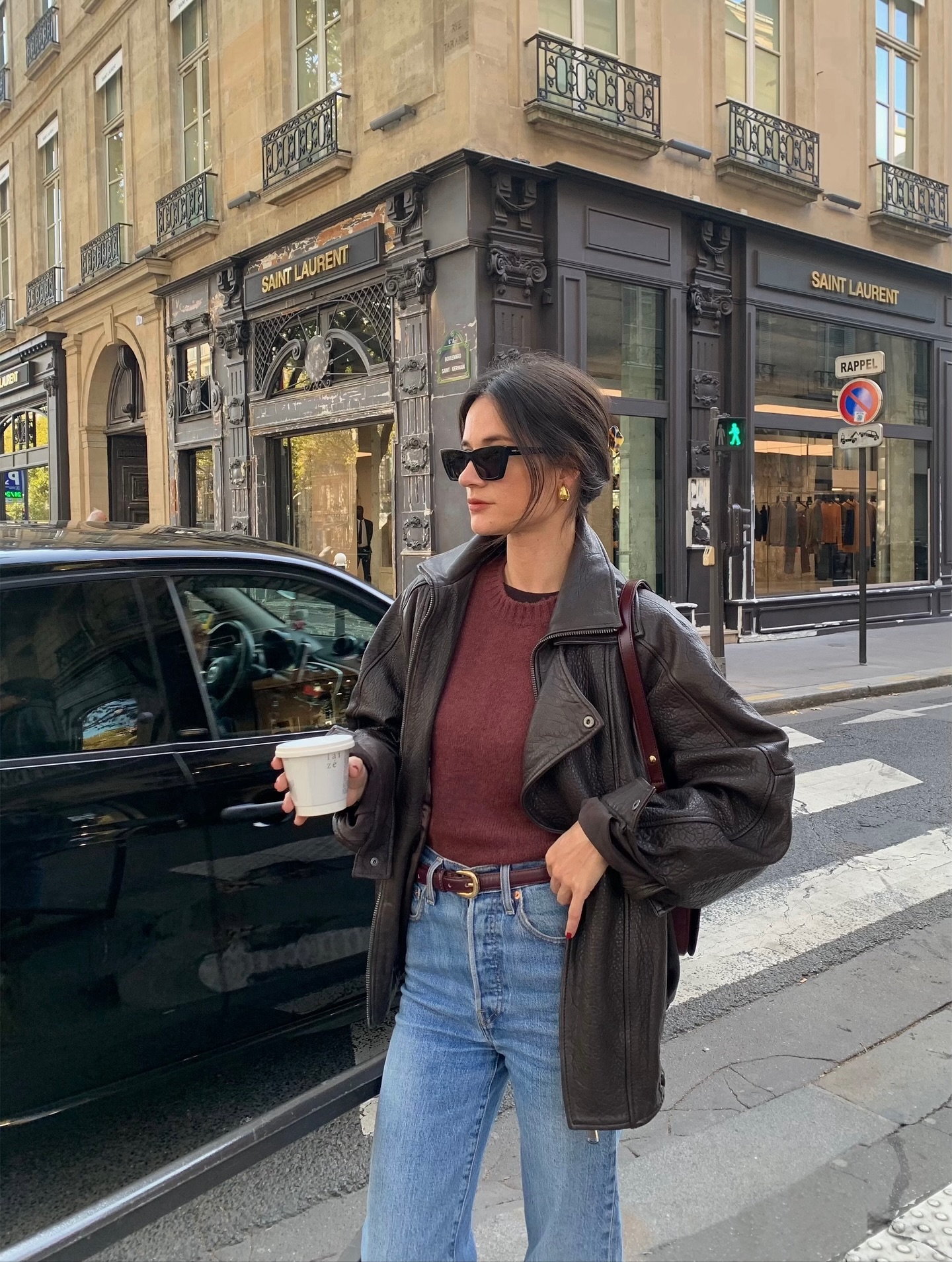 5 Cách mặc áo len đẹp long lanh của phụ nữ Pháp cho mùa lạnh