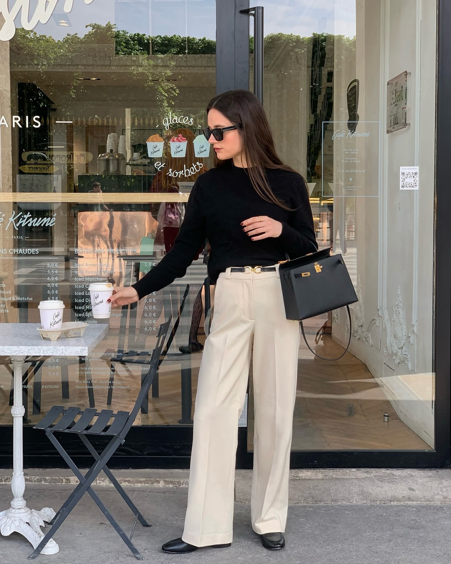 5 Cách mặc áo len đẹp long lanh của phụ nữ Pháp cho mùa lạnh 