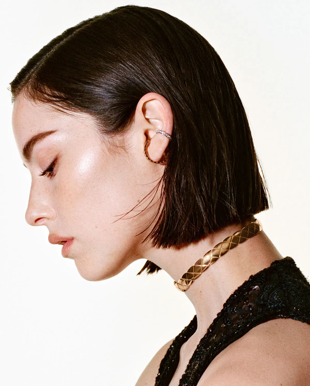 Gracie Abrams - Nàng thơ indie-pop bước vào thế giới Coco Crush của Chanel