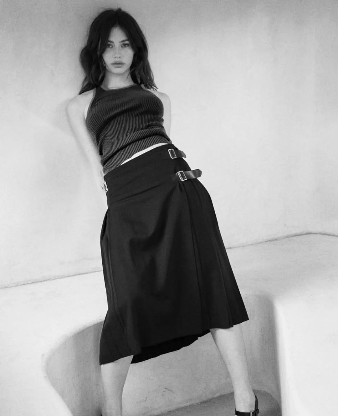 Gracie Abrams - Nàng thơ indie-pop bước vào thế giới Coco Crush của Chanel