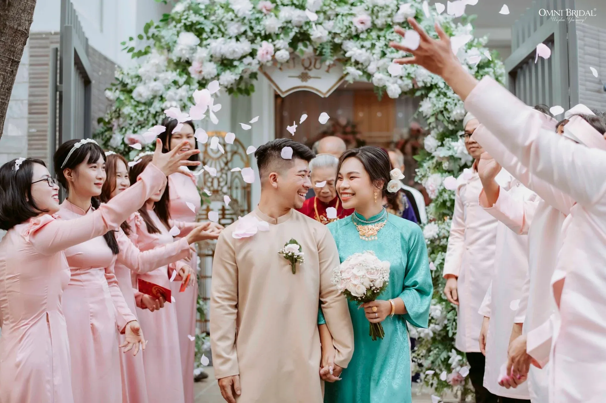 Cưới Sau Tết Nhưng Phải Có Nhẫn Trước Tết: Bí Kíp Để Các Dịp Lễ Lớn Chỉ Việc Tận Hưởng