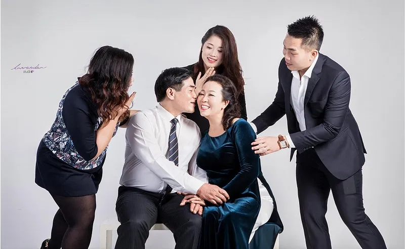Vì sao các đại gia chọn thiết kế nhẫn cưới Platin kim cương cho kỉ niệm ngày cưới